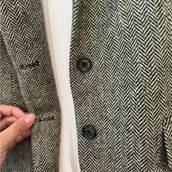 American Living Herringbone Blazer w/ Velvet Collar Size 12 - Picture 4 of 9